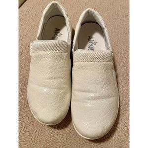 Alegria by PG Lite Slip On Shoes womens in Flourish White Sz. 6